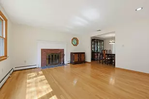 109 Davis Rd, Bedford, MA 01730 - Photo 5