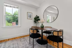 35 White Pl, Brookline, MA 02445 - Photo 9
