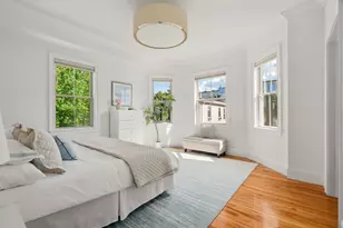 35 White Pl, Brookline, MA 02445 - Photo 5