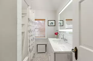 37 West St, Marblehead, MA 01945 - Photo 23