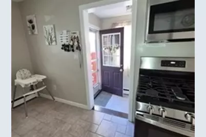 178 California St, Fall River, MA 02723 - Photo 7