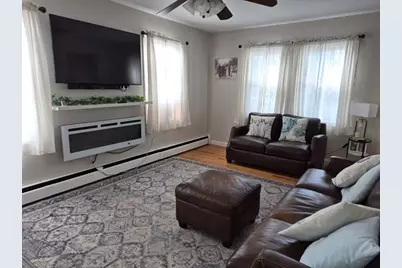 178 California St, Fall River, MA 02723 - Photo 5