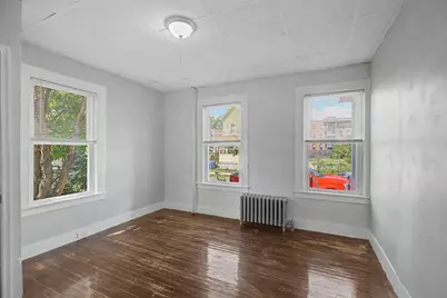 81 Adams St, Springfield, MA 01105 - Photo 5