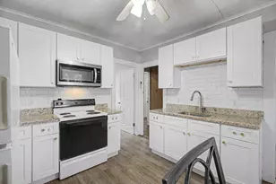 81 Adams St, Springfield, MA 01105 - Photo 29
