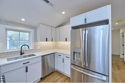 59-61 Wellington St #3, Waltham, MA 02451 - Photo 3