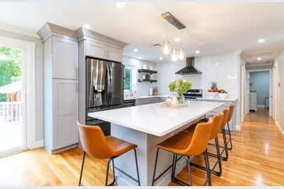 933 Washington St, Easton, MA 02375 - Photo 9