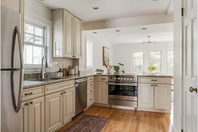 170 Garden Street, Cambridge, MA 02138 - Photo 3