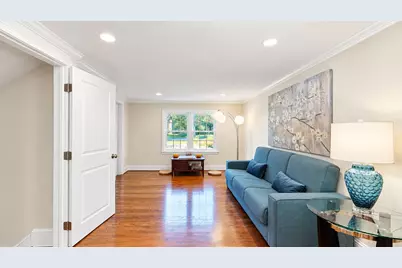9 Fells Circle, Wellesley, MA 02482 - Photo 5