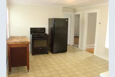 11 Peck Ave #1, Plymouth, MA 02360 - Photo 3