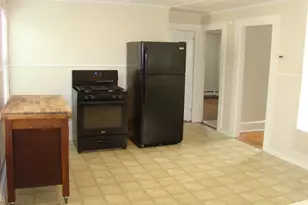 11 Peck Ave, Plymouth, MA 02360 - Photo 3