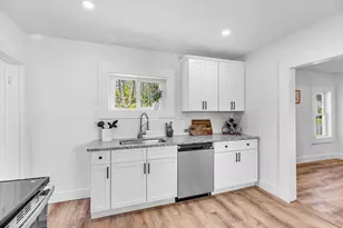42 Washington St, Monson, MA 01057 - Photo 13