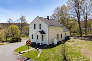 42 Washington St, Monson, MA 01057 - Photo 35