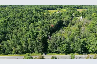 32 Berkshire Trail E, Williamsburg, MA 01096 - Photo 7