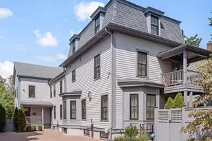 27 Walden St, Cambridge, MA 02140 - Photo 1