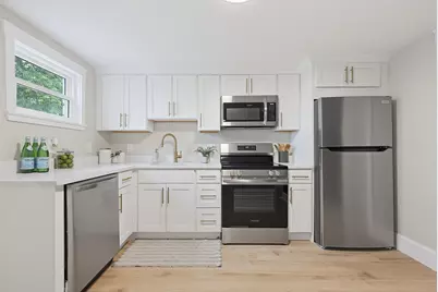 4 Ryan St, Randolph, MA 02368 - Photo 9