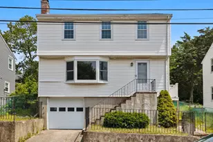 194 Glenellen Rd, Boston, MA 02132 - Photo 1