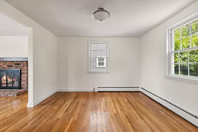194 Glenellen Rd, Boston, MA 02132 - Photo 7