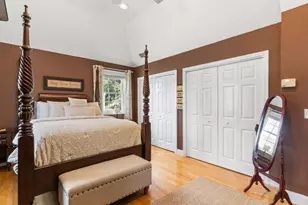 22 Aberdeen Ave, Waltham, MA 02453 - Photo 17