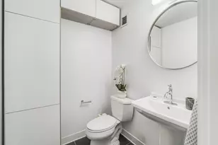 1 Earhart St, Cambridge, MA 02141 - Photo 13
