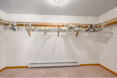 126 Montaup Ave, Dracut, MA 01826 - Photo 21