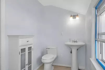126 Montaup Ave, Dracut, MA 01826 - Photo 27