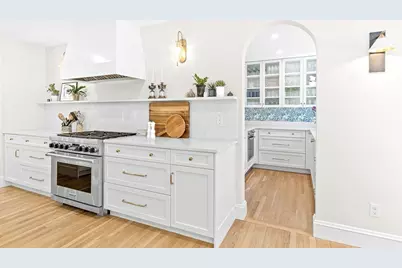 39 Fairbanks Ave, Wellesley, MA 02481 - Photo 7