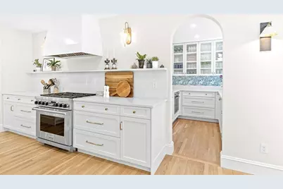 39 Fairbanks Ave, Wellesley, MA 02481 - Photo 7