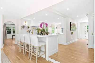 39 Fairbanks Ave, Wellesley, MA 02481 - Photo 13