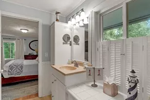 21 Woodvale Ave, Plymouth, MA 02360 - Photo 17