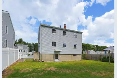135 Crane St, Dedham, MA 02026 - Photo 3