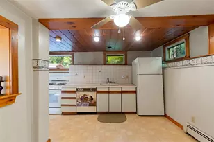 350 Washington St, Gloucester, MA 01930 - Photo 9