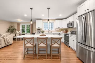 65 Castine St, Worcester, MA 01606 - Photo 7