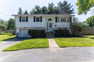 11 Hartford St, Salem, MA 01970 - Photo 1