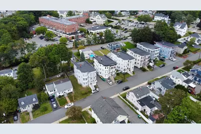 19 Sturgis St, Woburn, MA 01801 - Photo 31