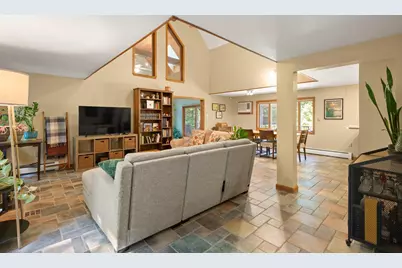 82 Corn Rd, Bolton, MA 01740 - Photo 9