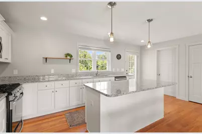 25 Craftsman Ct #25, Grafton, MA 01560 - Photo 15