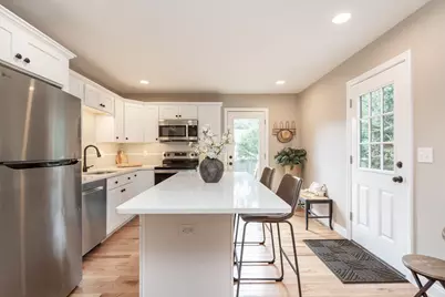 279 Caroline St, New Bedford, MA 02740 - Photo 9