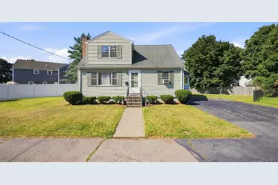 125 Whitehall St, Dedham, MA 02026 - Photo 3