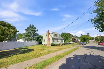 125 Whitehall St, Dedham, MA 02026 - Photo 9