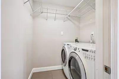 32 Farragut Ave #3, Somerville, MA 02144 - Photo 27