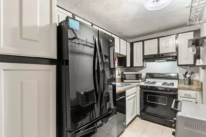 10 Karen Cir #14, Billerica, MA 01821 - Photo 13