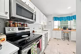41 Stall Brook Rd, Milford, MA 01757 - Photo 11