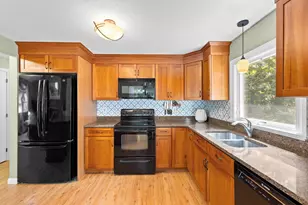 19 Ivest Circle, Falmouth, MA 02536 - Photo 11