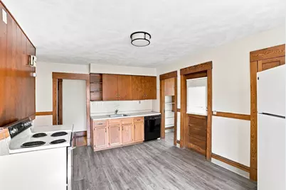 39 Bell St, Chicopee, MA 01013 - Photo 5