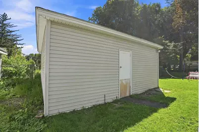 39 Bell St, Chicopee, MA 01013 - Photo 31