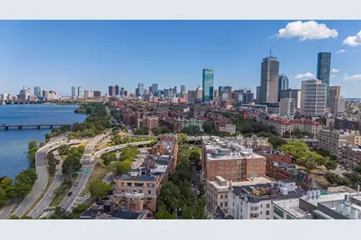 33 Bay State Rd #2, Boston, MA 02215 - Photo 29