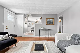 19 Elliott St, Melrose, MA 02176 - Photo 5