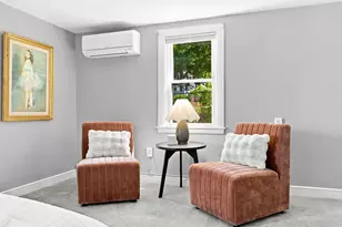 19 Elliott St, Melrose, MA 02176 - Photo 19