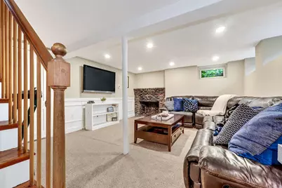 41 Hillcrest Ave, Melrose, MA 02176 - Photo 31