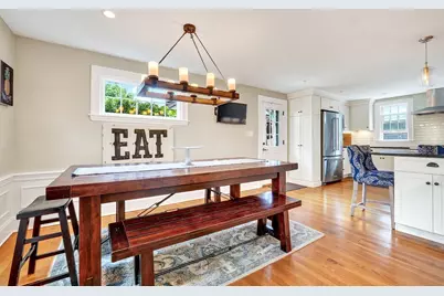 41 Hillcrest Ave, Melrose, MA 02176 - Photo 19